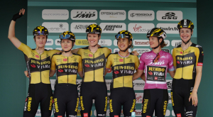 GIRO-FEMMINILI-012696.jpg