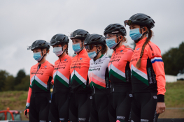Parkhotel Valkenburg line up for the 2020 GP de Plouay - Lorient Agglomération Trophée WNT, a 101.1 km road race in Plouay, France on August 25, 2020. Photo by Sean Robinson/velofocus.com
