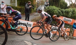 Anouska Koster (NED) in the break on Mur de Huy at the 2020 La Flèche Wallonne Femmes, a 124 km road race in Huy, Belgium on September 30, 2020. Photo by Sean Robinson/velofocus.com